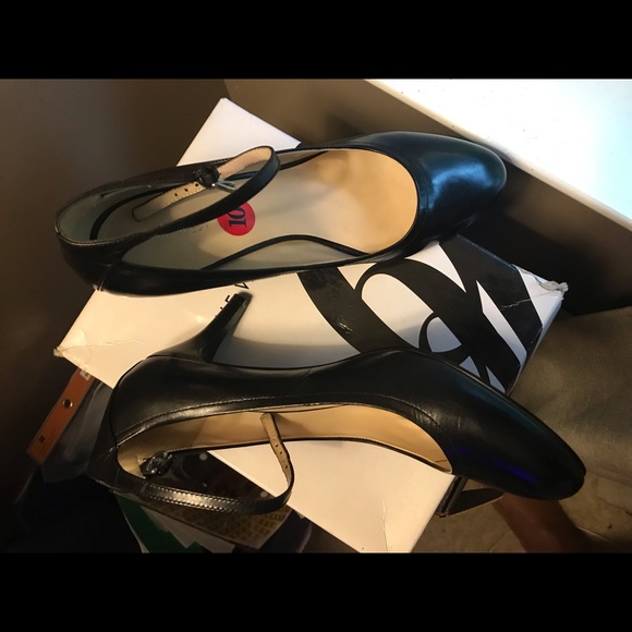 Shoes - Picture 2 of 3